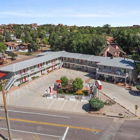 Red Wing Motel マニトゥー・スプリングス エクステリア 写真