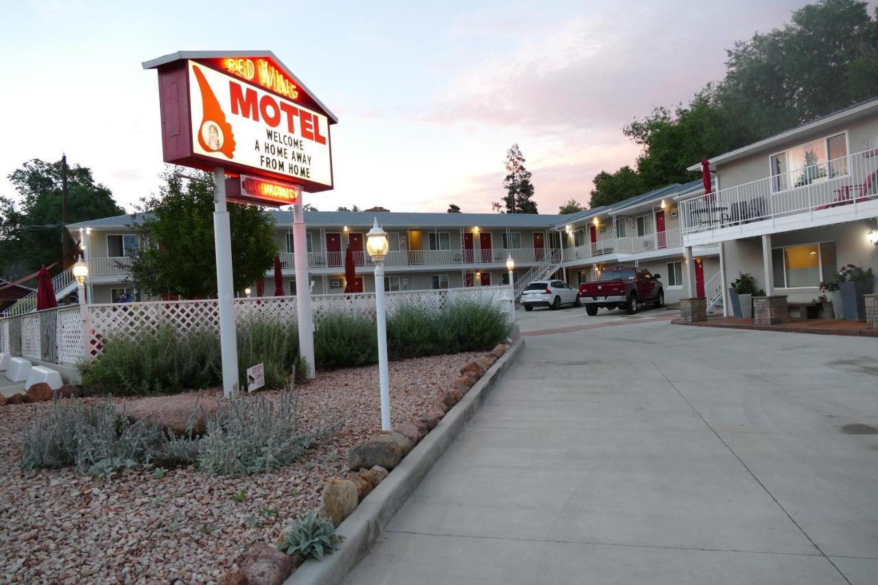 Red Wing Motel マニトゥー・スプリングス エクステリア 写真
