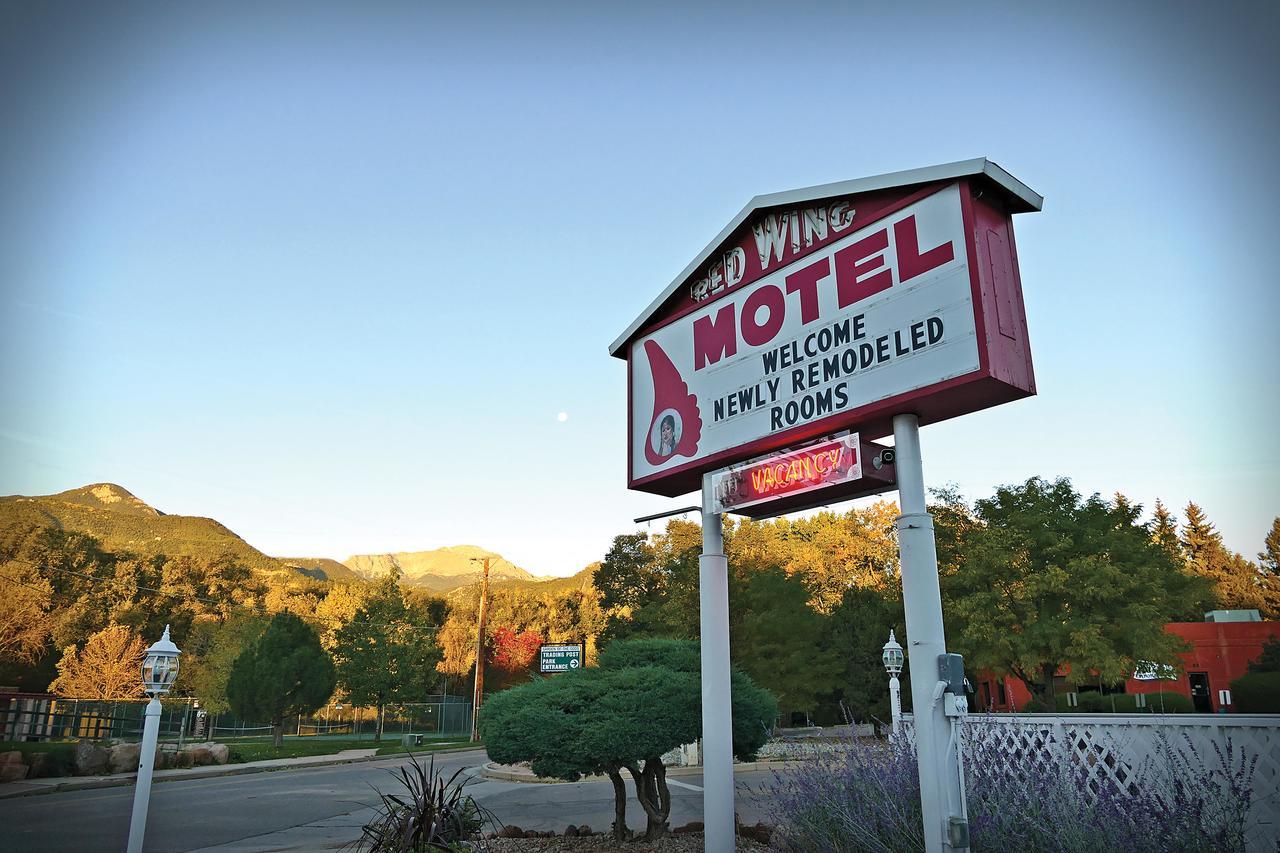 Red Wing Motel マニトゥー・スプリングス エクステリア 写真
