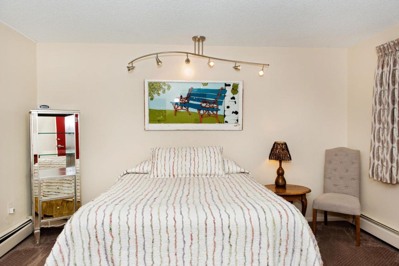 Red Wing Motel マニトゥー・スプリングス エクステリア 写真